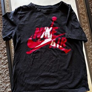 Boys Medium Jordan Nike Tshirt